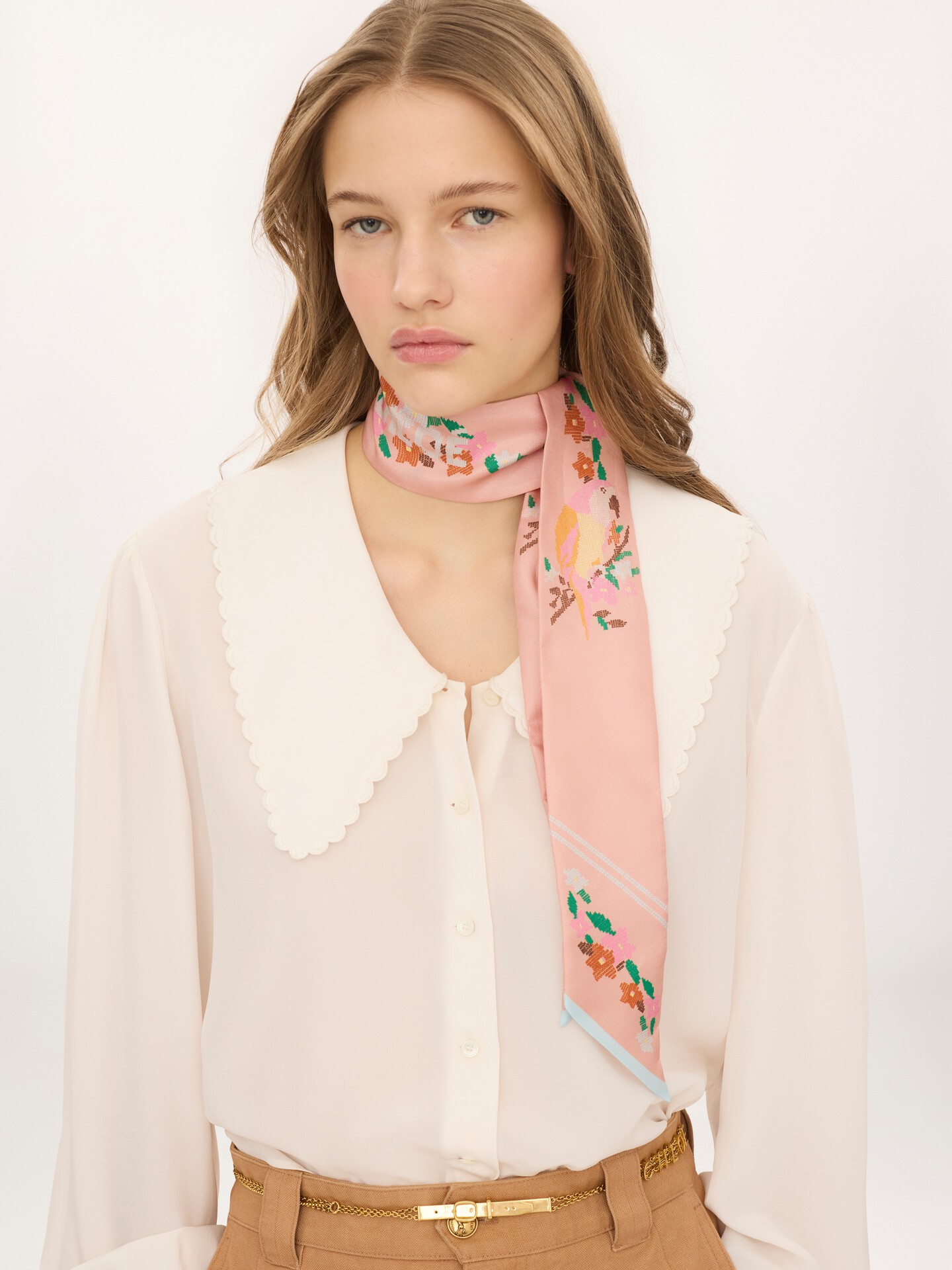 The Chlo&eacute; Parrot bandeau scarf in silk twill - 3