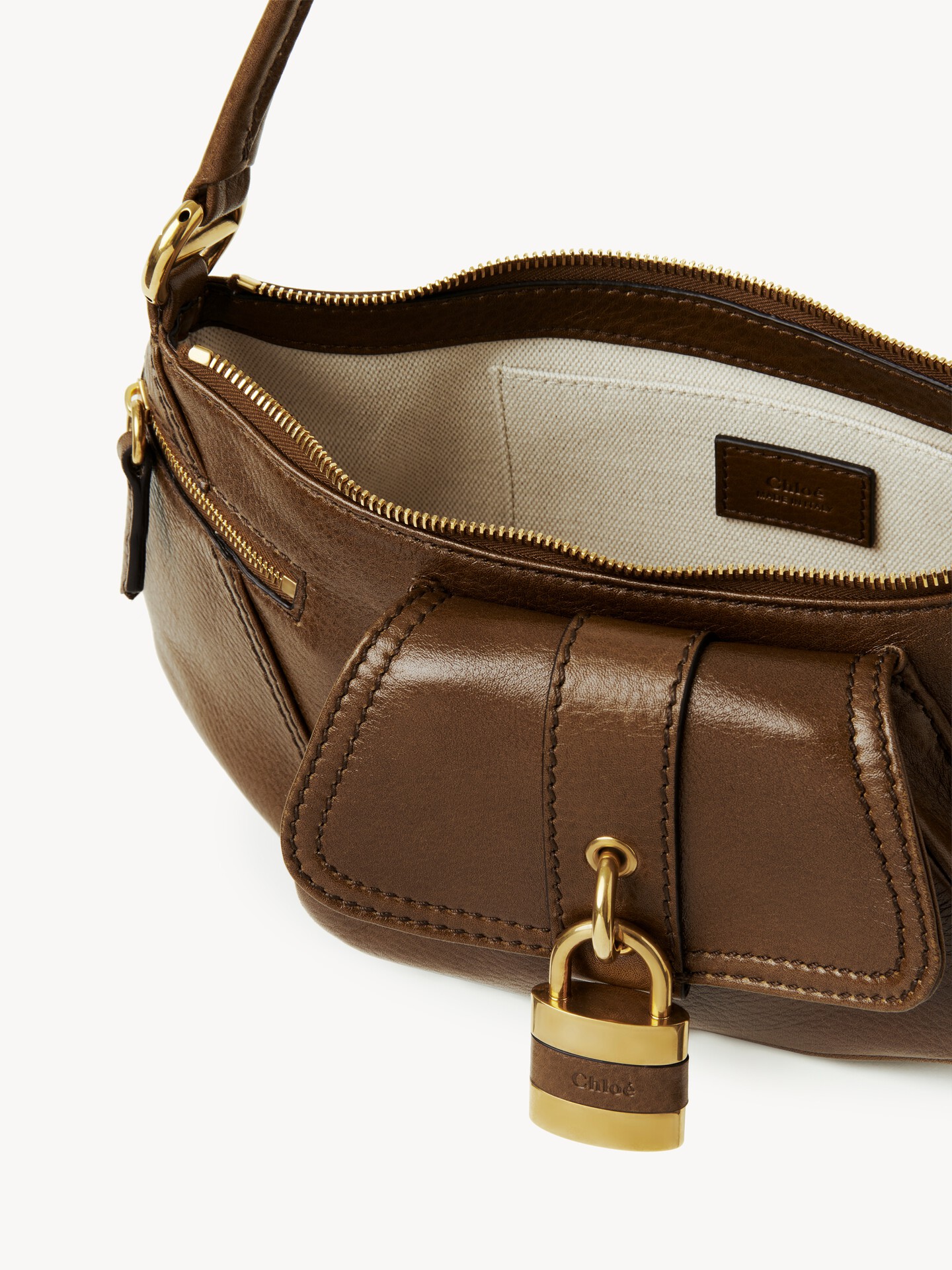 The 99 shoulder bag in grained leather - 4