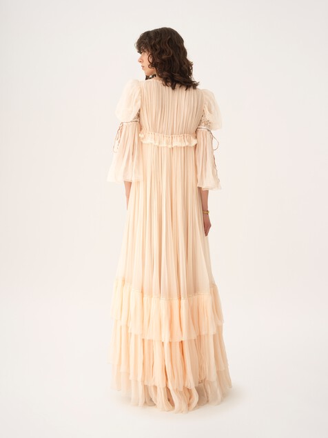 Oversized long ruffled dress in silk mousseline & lace