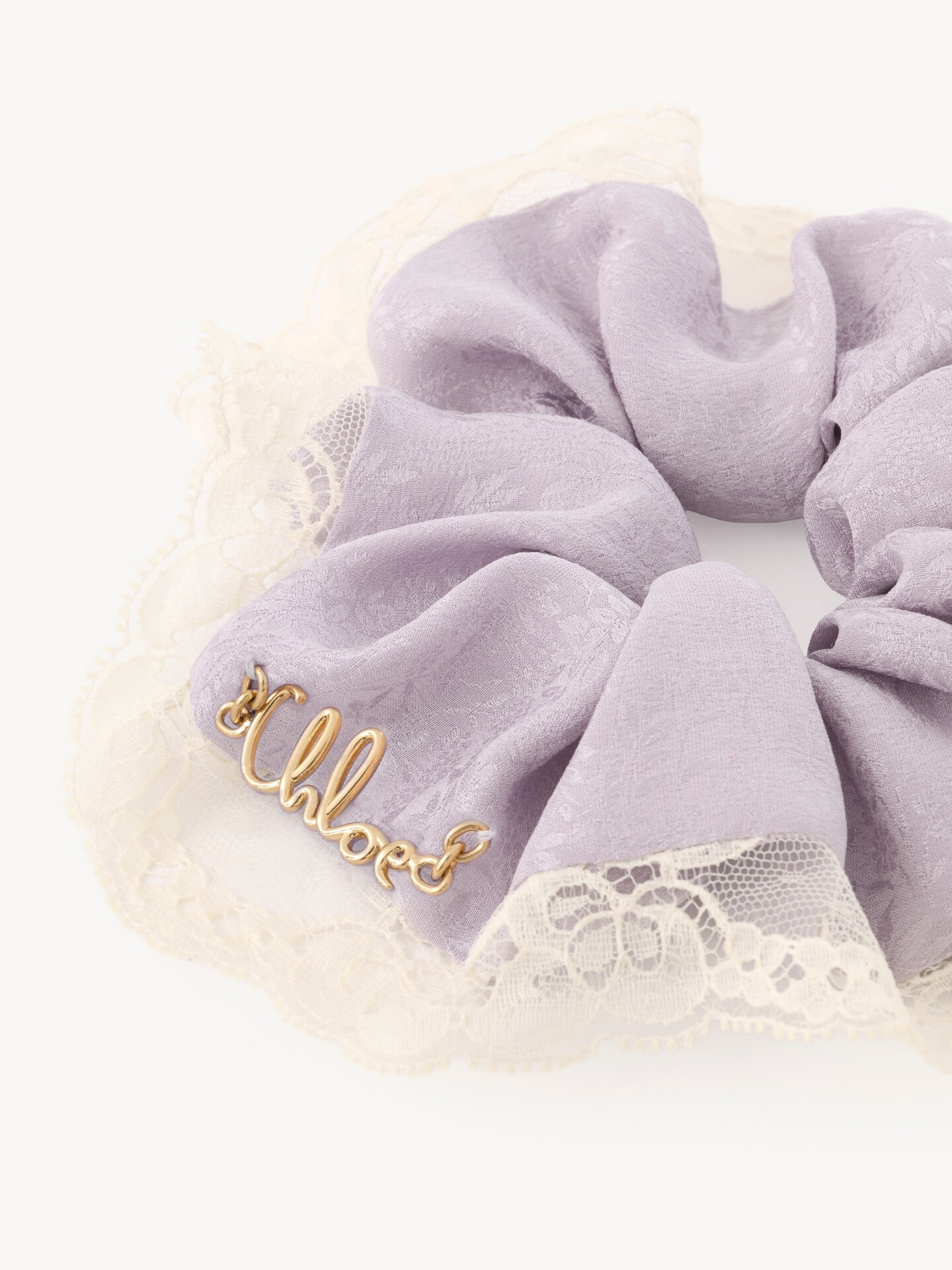 The Chlo&eacute; Poetic scrunchie in silk & lace - 4