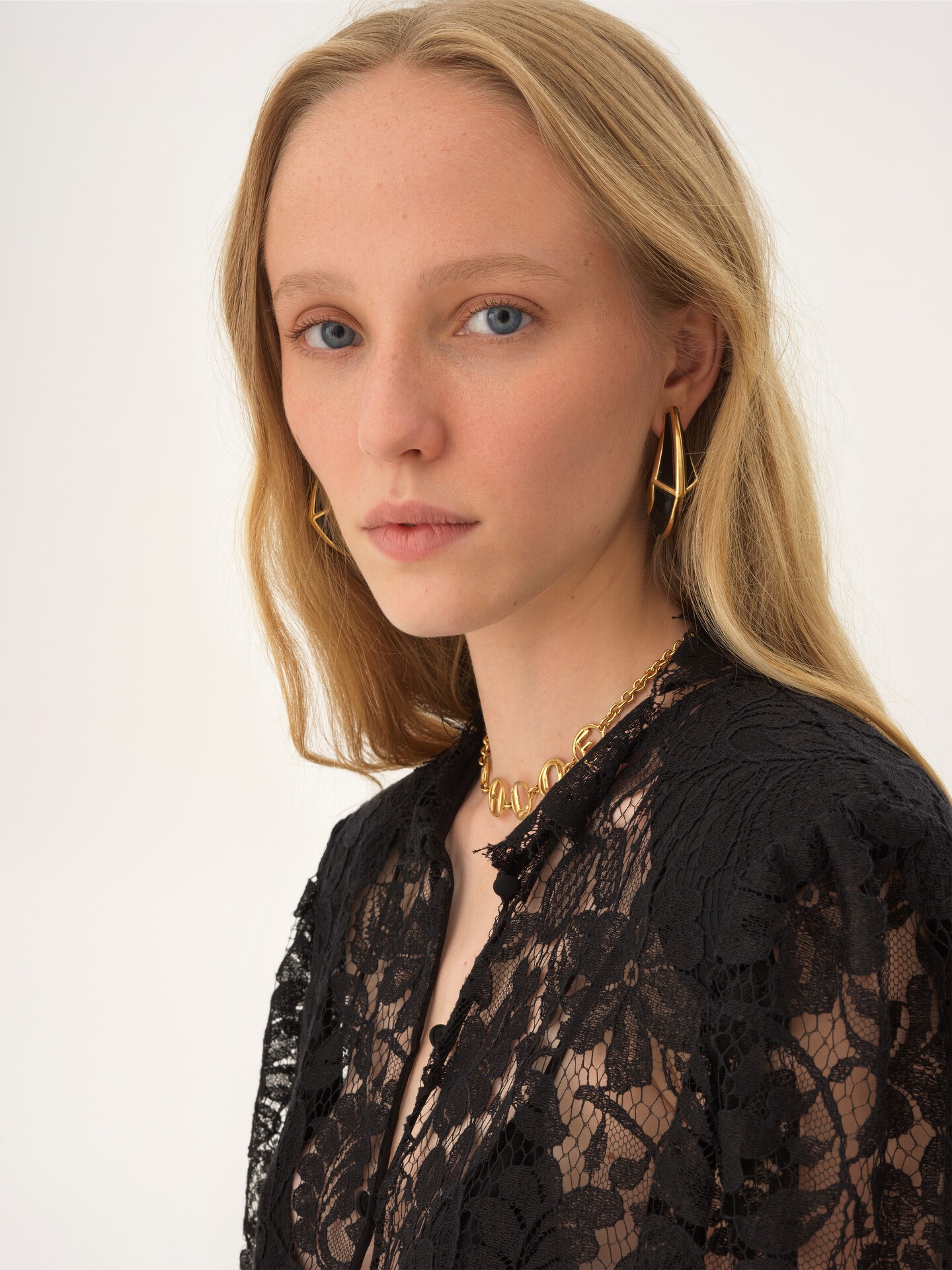 The Chlo&eacute; Midnight earrings - 2