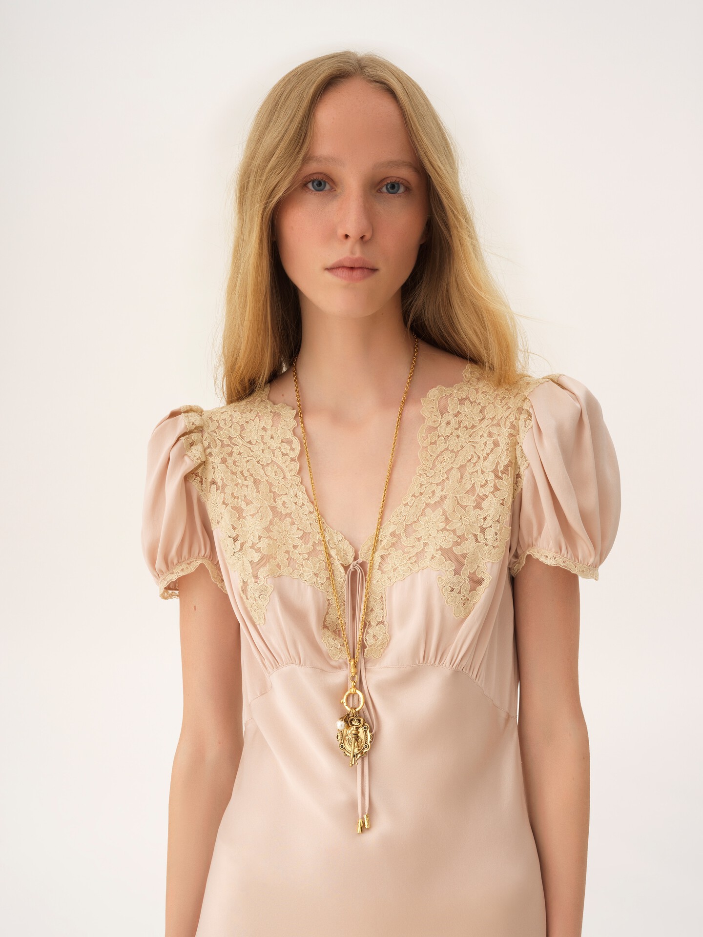 The Ch&acirc;teau Treasures pendant necklace - 3