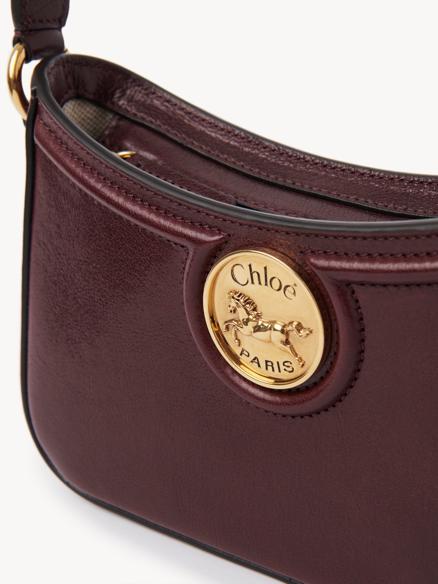 Horse Medal shoulder bag in grained leather - 7