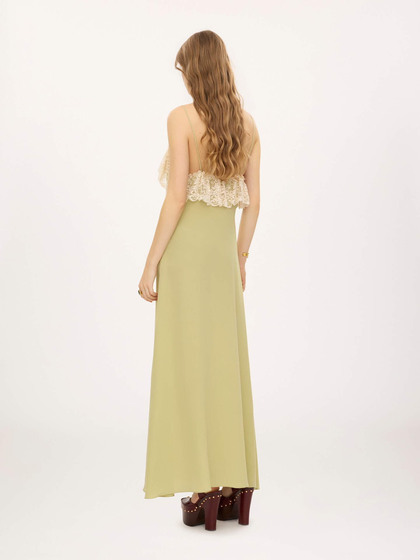 Thin-strap long dress in cr&ecirc;pe de chine & lace - 4