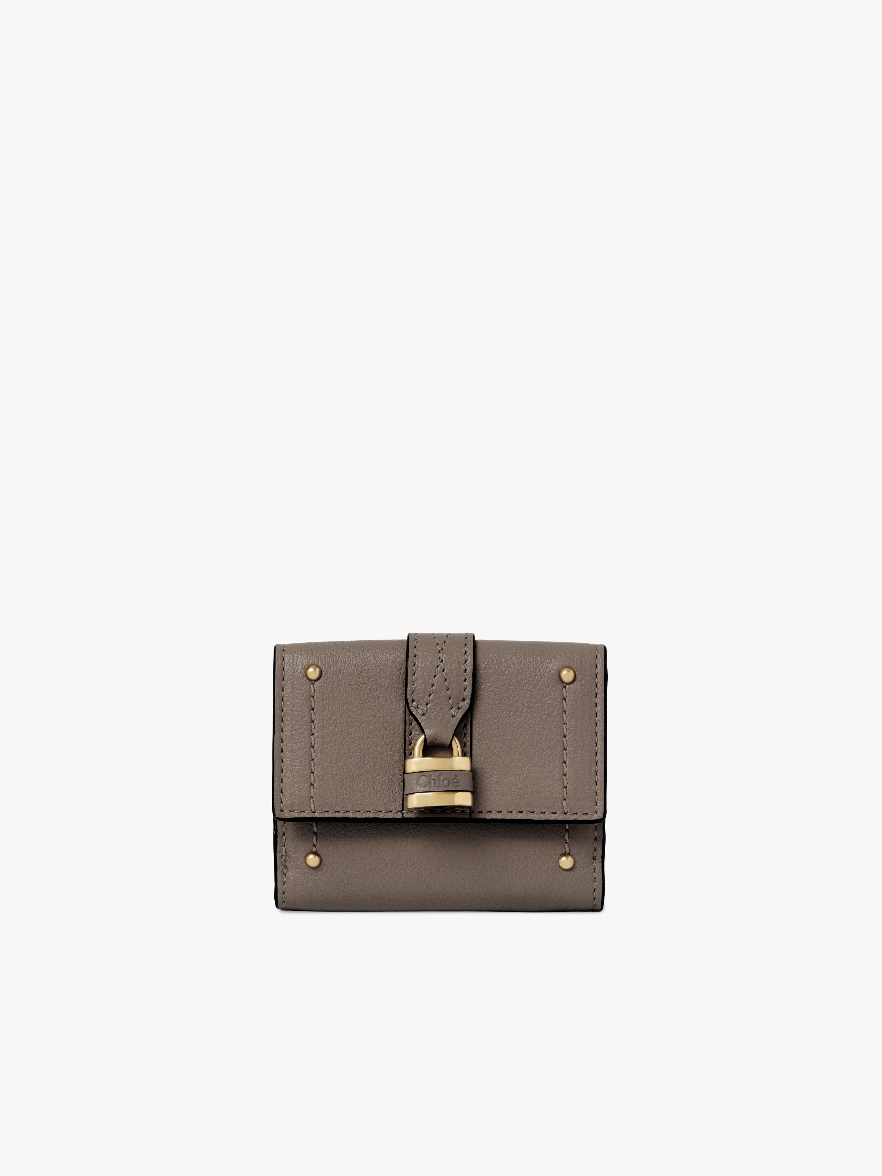 Paddington square wallet in grained leather - NaN